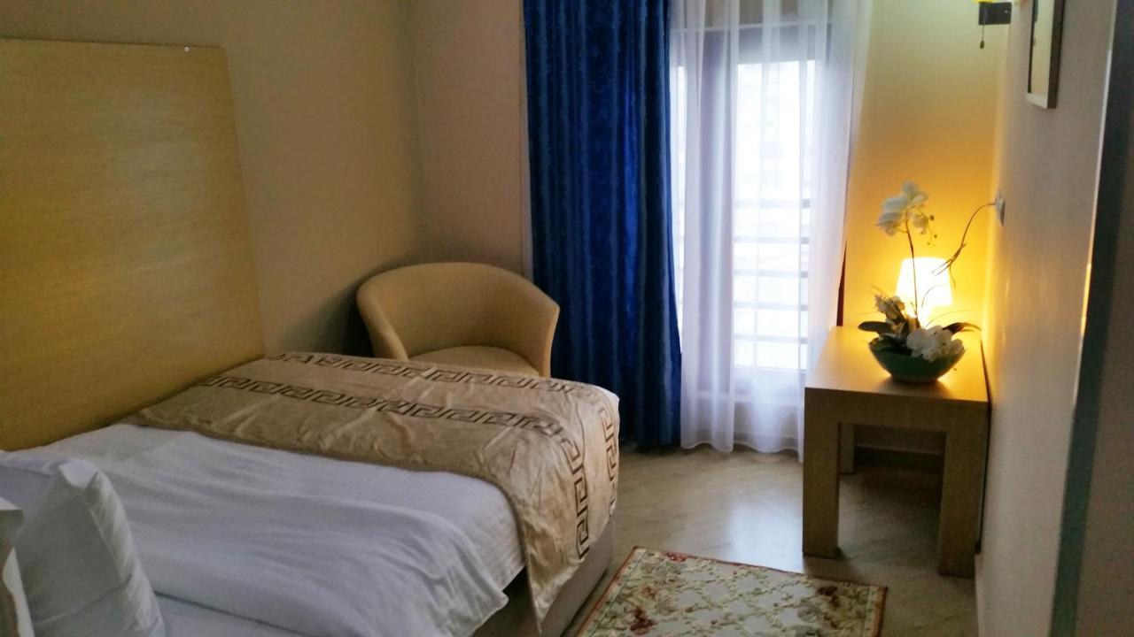 Capital Tirana Hotel Bruci Eksteriør billede