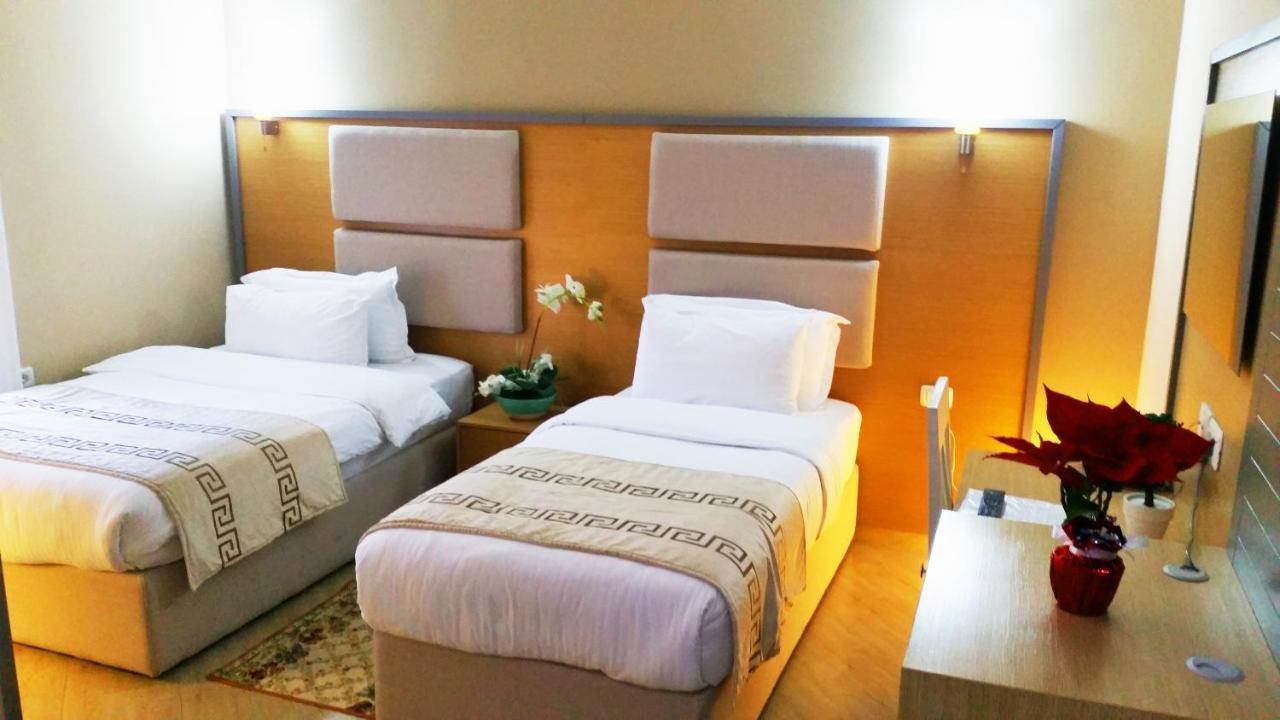 Capital Tirana Hotel Bruci Eksteriør billede