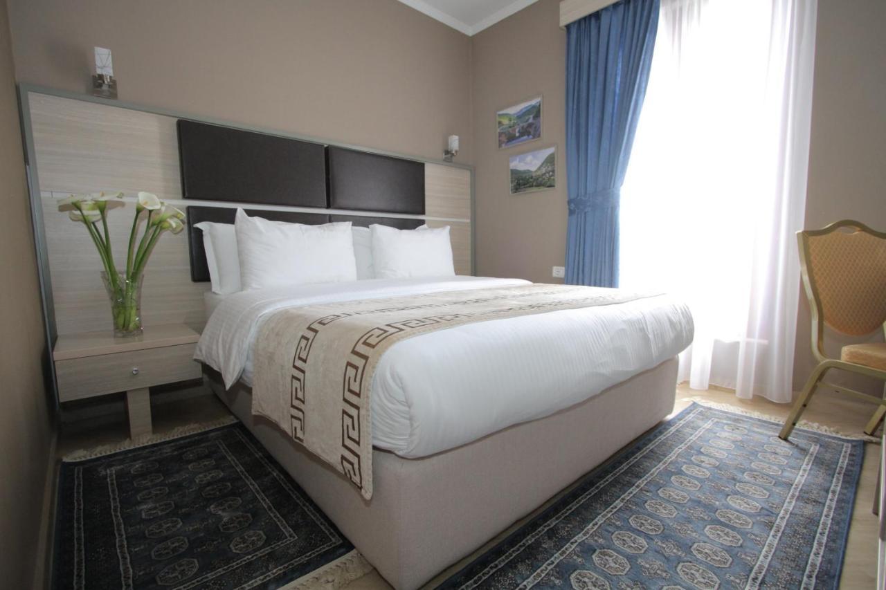 Capital Tirana Hotel Bruci Eksteriør billede