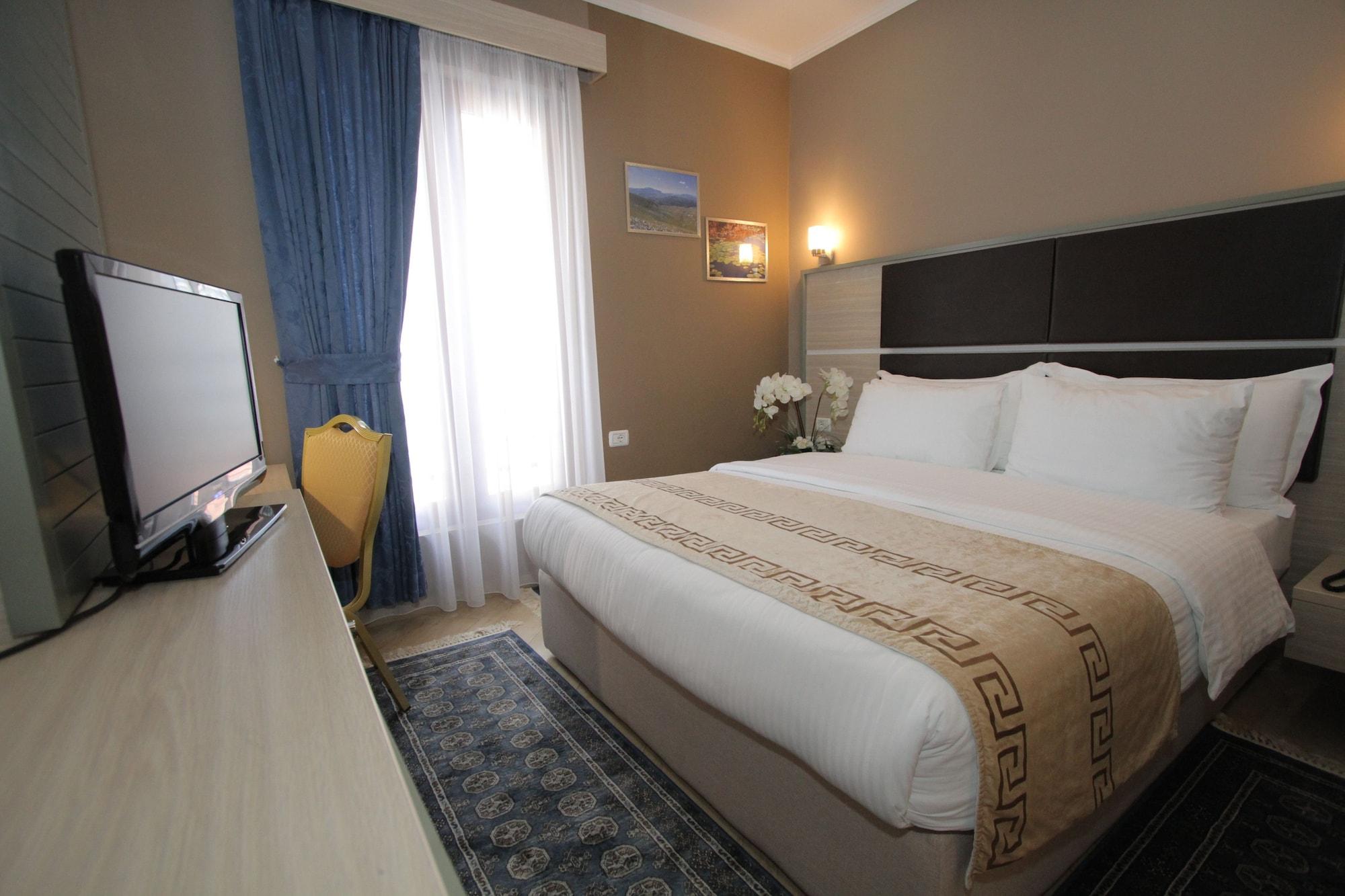 Capital Tirana Hotel Bruci Eksteriør billede