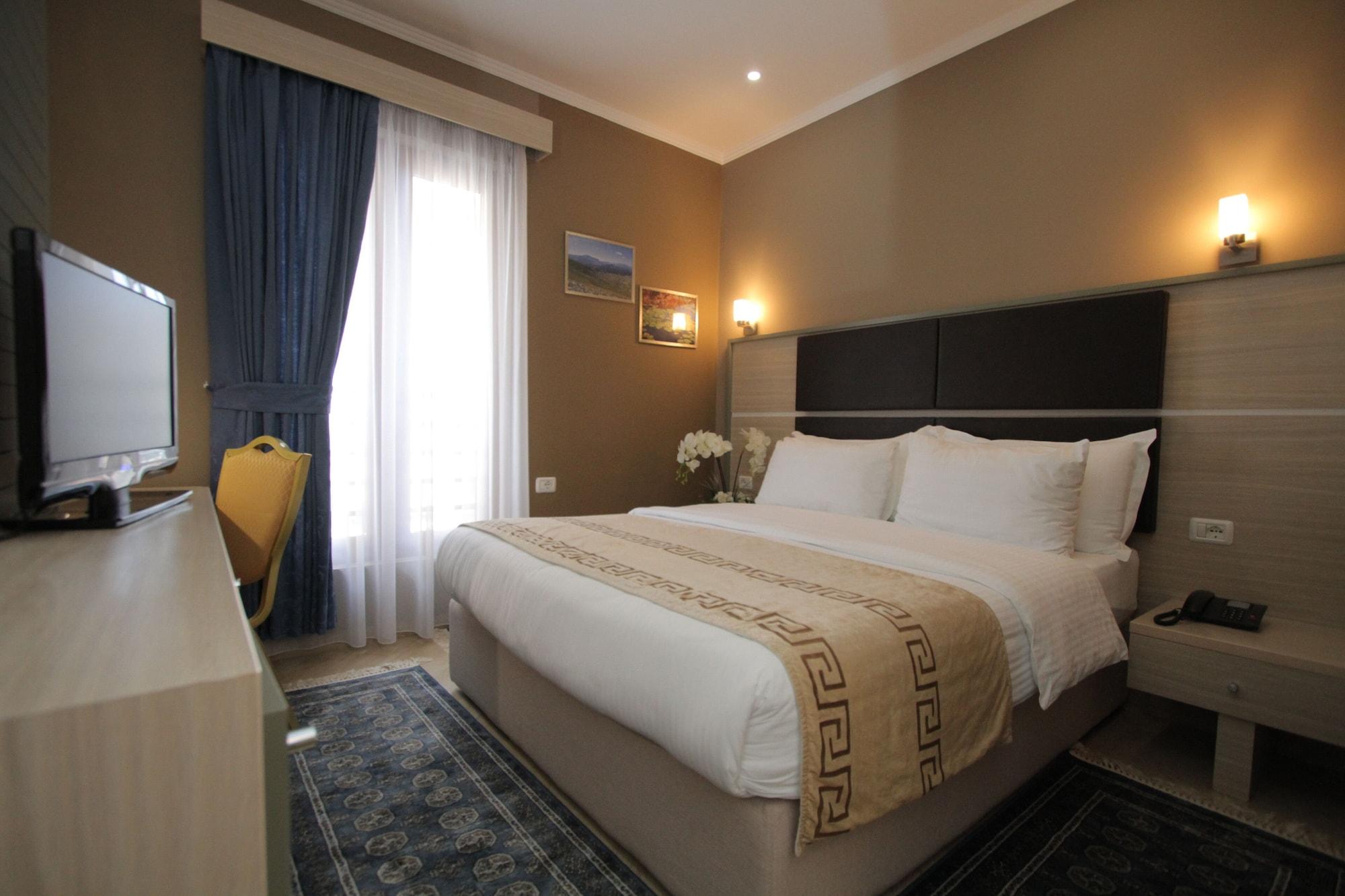 Capital Tirana Hotel Bruci Eksteriør billede