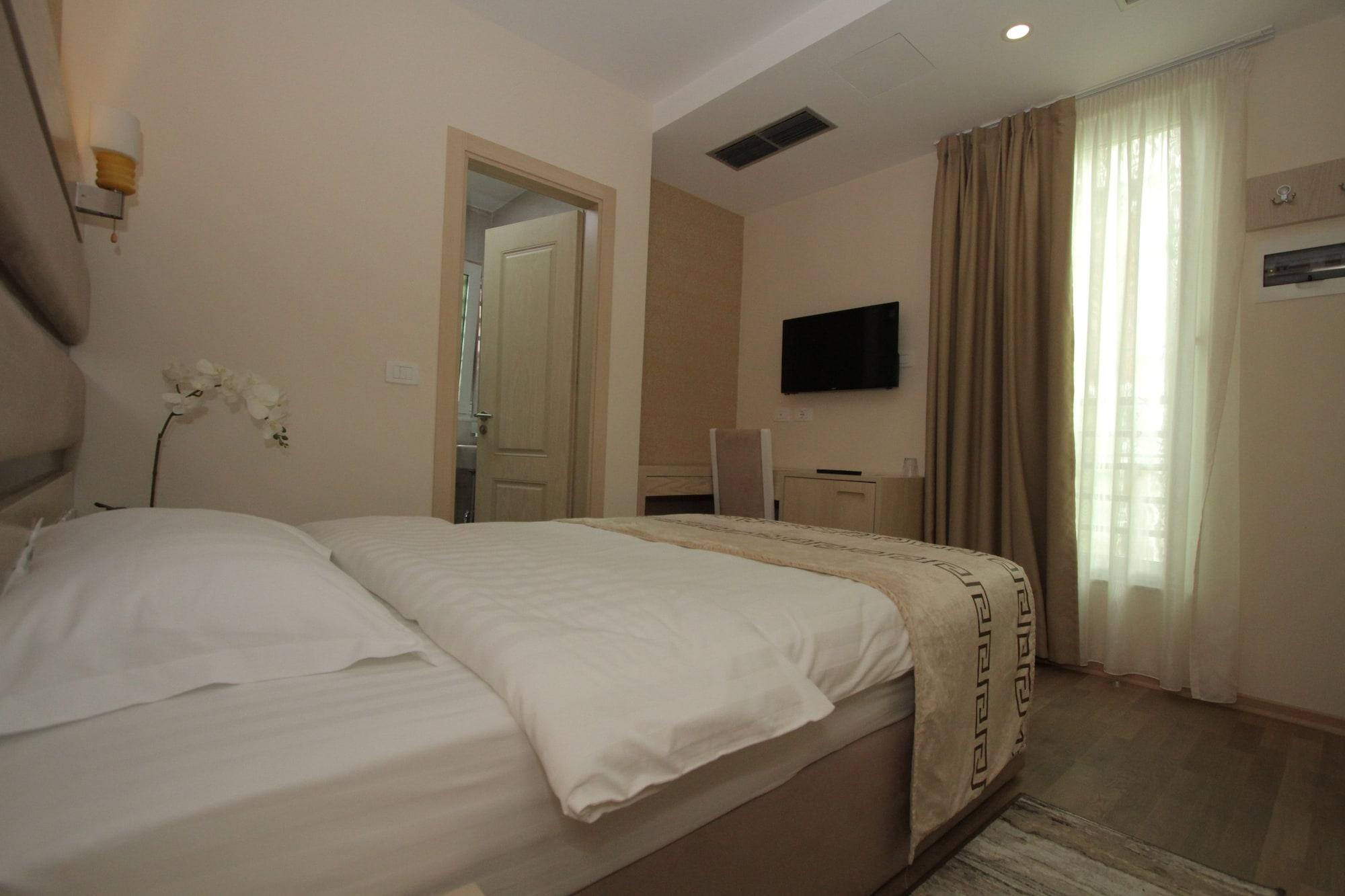 Capital Tirana Hotel Bruci Eksteriør billede