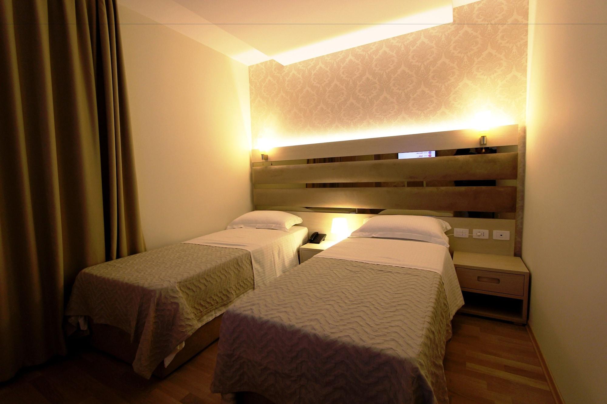Capital Tirana Hotel Bruci Eksteriør billede